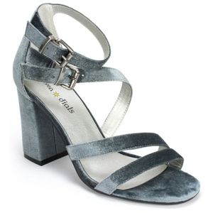 Nwt - Seven Dials Richelle grey suede sandal 9 1/2